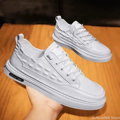 Brand New Men Leather Casual Shoes Crocodile Fretwork Loafers Men Low Tops Spring Summer Flat Shoes Cool Leisure Sneakers
