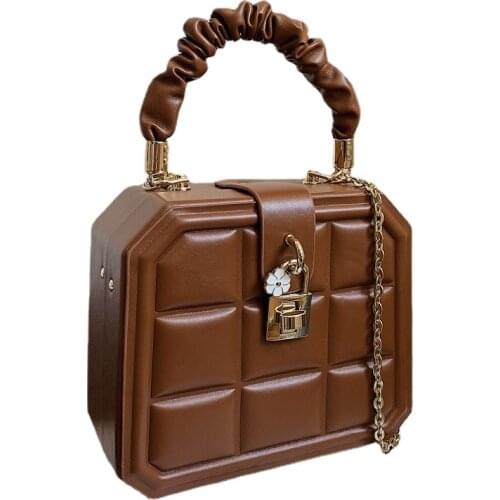 Bags 2021 Autumn New Fashion Ladies Luxury High-quality Casual Simple Chain Shoulder Messenger Bag Portable Small Square Bag