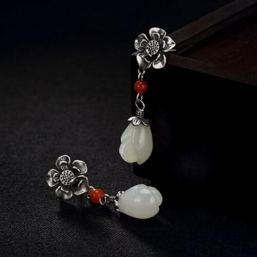 2018 Promotion Top Fashion Brinco S925 Pure Natural Hetian Jade South Inlaid Plum Blossom Lady High-end Earrings Wholesale