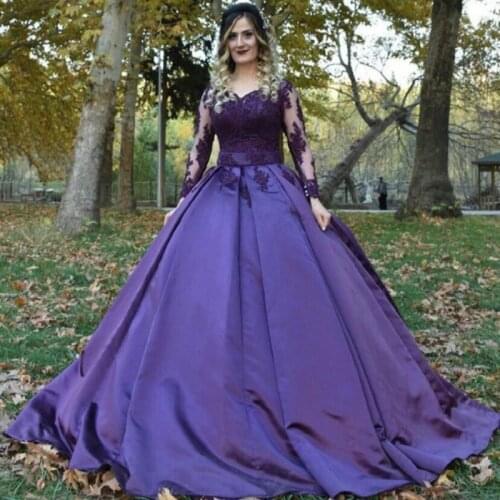 2020 Elegant Muslim Purple Wedding Dresses Long Sleeve Ball Gown Gothic Wedding Dress Satin Plus Size Appliques Bride Gowns