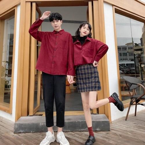 Lovers wearing early spring coat corduroy red jacket design sense of minority wear couples clothes couples clothing