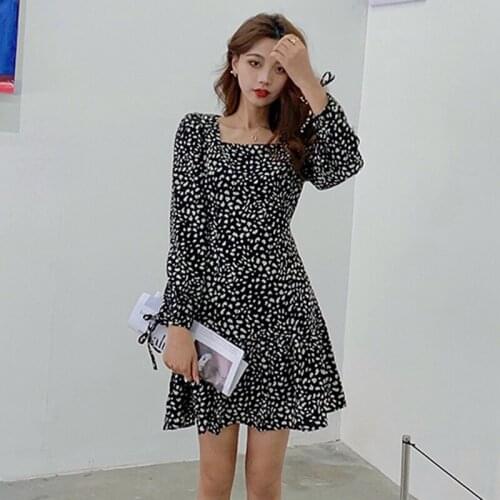 Women Dresses Autumn 2021 Sexy Square Collar Floral Print Boho Beach Dress Long Sleeve A Line Mini Dress Wrap Sundress Robe