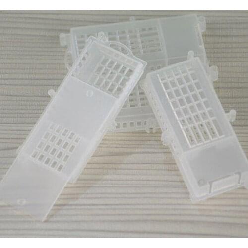 10pcs Beekeeping Queen cage Beehive Transport cages 7.7 * 3.5 * 1.2cm Lengthened Plastic Bee Tools Farm equipment wholesale