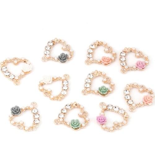 2pcs/lot Fashion White Pearl+ Resin Flowers+ Rhinestone Heart Garland Floral Charm Pendant Fit Jewelry Findings Making Craft