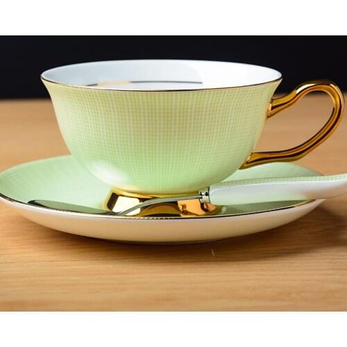 Bone Porcelain Afternoon Tea Cup And Saucer Set Ceramic Coffee Cup With saucer Stainless Spoon 200ml Home Drinkware