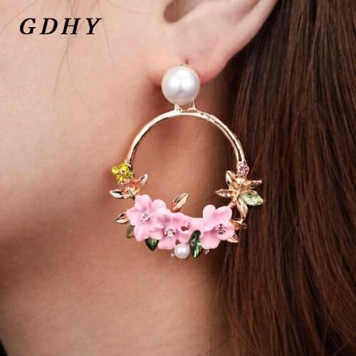GDHY Cute Flower Earrings 4 Color Stud Earrings For Women Sweety Petal Alloy Circle Big Earrings Bijoux Jewelry Brincos Mujer