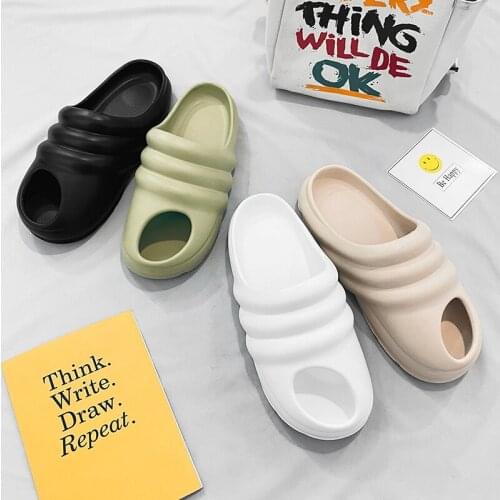 FIXSYS Summer Man Clogs Outdoor Couple Slippers Lightweight Garden Shoes for Man and Woman Casual Shoes Home Bathroom Slippers