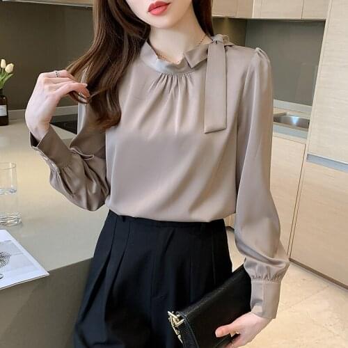 Chikichi 2021 Autumn Coffee Color Satin Top Female Streamer Korean Fashion Design Long-sleeved T-shirt Pullover Base Shirt