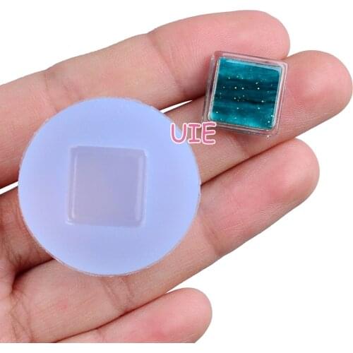 BYL235U 14.0mm Square Cabochon Silicone Mold Resin Earrings Necklace Pendant Making Craft Candy Chocolate Fondant Decoration