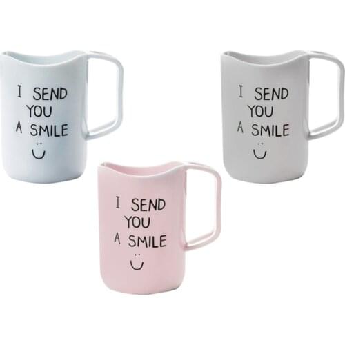1 Piece PP Material Cups Drinking Cup Mugs Brushing Cup Unbreakable with Thumb Rest Handle for Drinking Water Bottle Cup