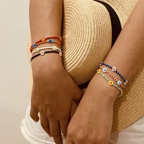 Korean Strand Daisy Bracelet Women Girl Fashion Colorful Handmade Beaded Summer Beach Bracelet Wristband Party Gift Jewelry