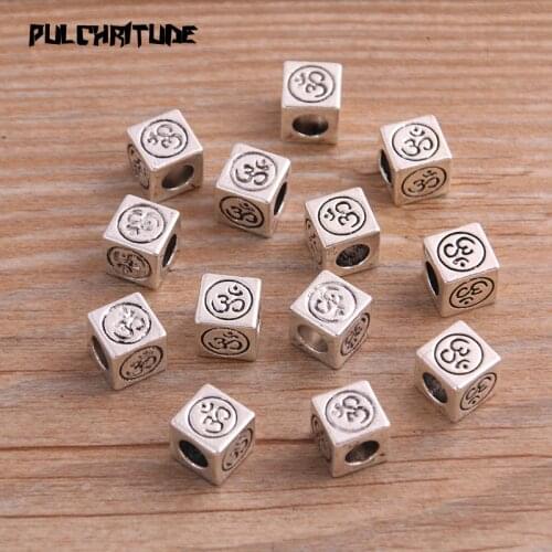 PULCHRITUDE Square Beads