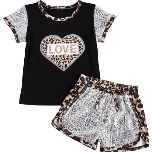 Valentines Day Little Girls Leopard Print 2Pcs T-shirt Suit Short Sleeve Heart Printed Patchwork Top and Sequins Leopard Short
