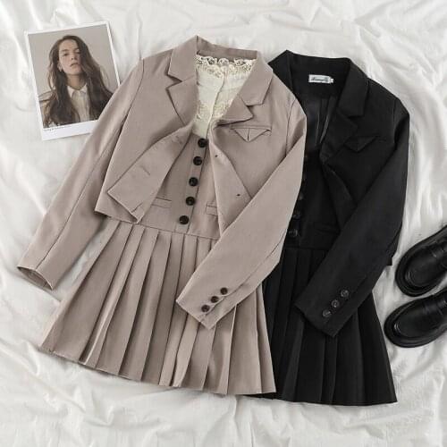 College Style Short Suit Jacket Female 2021 Spring Autumn New Vintage All-match Jk Uniform Sling Pleated Dress Three-piece Suit