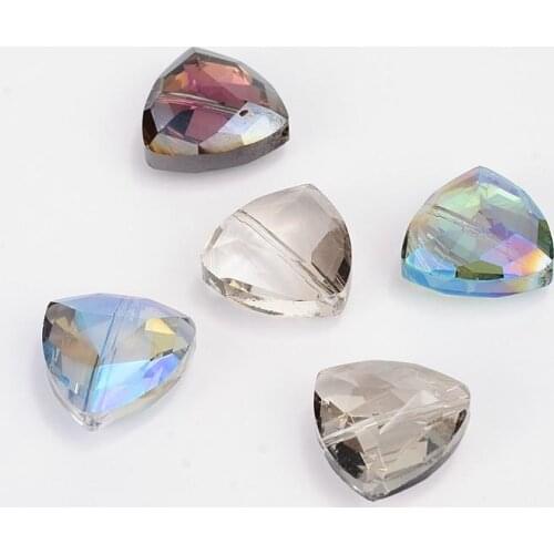 10pcs Mixed Color of Random Color Plated Faceted Electroplate Crystal Glass Triangle Beads for Jewelry Making18x18x9mm Hole: 1mm