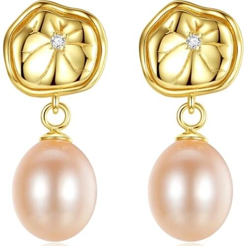 MetJakt S925 Sterling Silver Freshwater Pearl Elegant Fashion Atmosphere Womens Ear Pendant