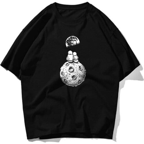 Summer Personality Japanese Mens T-shirt Universe Printing Trend Loose Oversize Street Couple Short-sleeved Fashion Casual