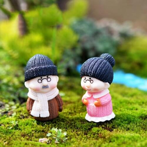 INKANEAR Mini Old People Dolls Fairy Garden Miniatures Decor Dollhouse/Terrarium Action Figures Figurine DIY Micro Landscape