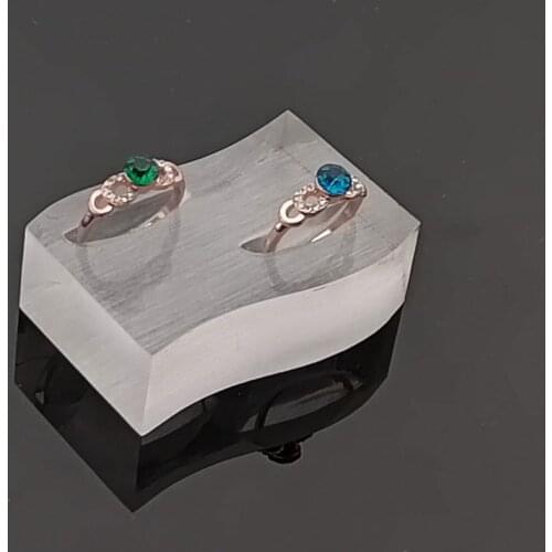 Fashion New Style Clear Acrylic Jewelry Holder Photography Props Rings Display Stand Rack Organizer Stand Holder Showcase Cases