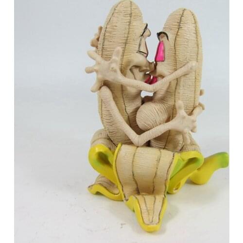 Humorous Kissing Lovers Banana Miniature Home Desktop Decoration Accessories Creative Resin Bar Decor Crafts Handmade Ornaments
