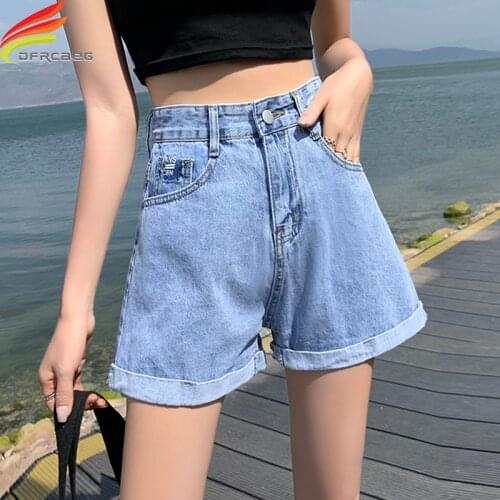 Summer 2021 Womens Denim Shorts Wide Leg Loose Crimping Back Letter Print High Waist Jean Shorts Women Streetwear Short Femme