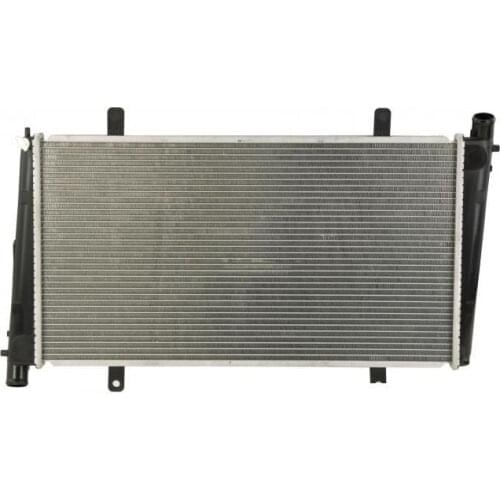 VolMarkt Volvo S40/V40 1.9T - 2.0T Radiator Engine cooling 8602116