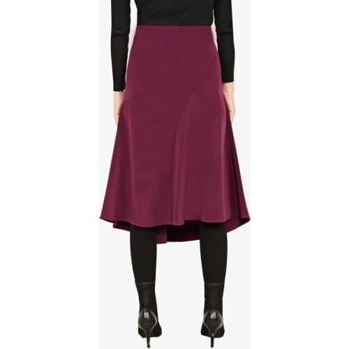 Trenz Eight A-line umbrella skirt shows slim waist with spring