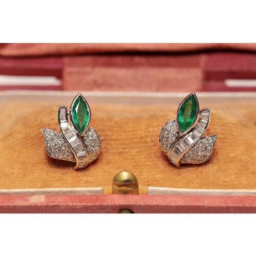 VINTAGE 18K GOLD NATURAL DIAMOND AND EMERALD FLOWERS STYLE EARRING