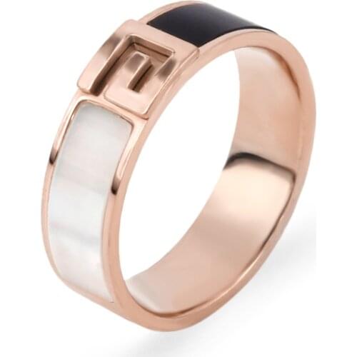 Luxury Brand Stainless Steel Black White Shell G Rings For Women Rose Gold Color Finger Rings Romatic Wedding Couple Ring