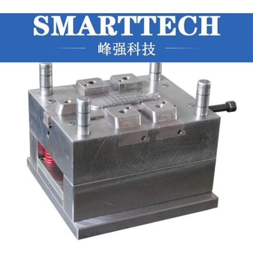 Plastic 4-cavity injection moulding