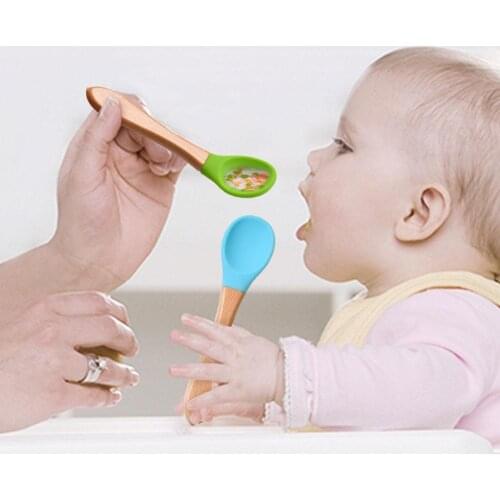 2Pcs Baby Silicone Spoon Fork Wooden Handle Cutlery Baby Food Feeding Color Spoon Soft Silicone Cutlery Set Candy F0A4