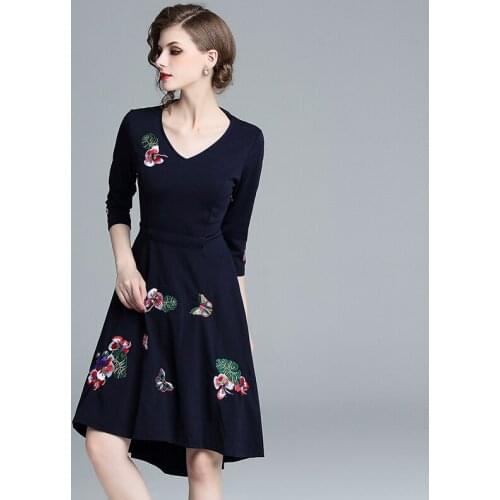 2021 Autumn Embroidery Dress Women Fashion Casual Slim V-neck Work Casual Slim Vintage A-Line Party Dresses