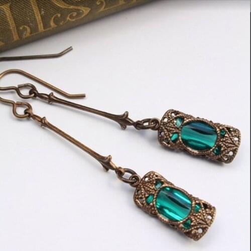 Vintage Bronze Engraving Pattern Flower Crystal Tassel Earrings for Women Blue Zircon Dangle Earring Boho Wedding Gothic Jewelry