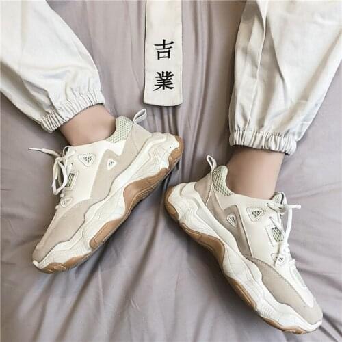 New Fashion Mens Sports Shoes with Mesh Yarn Korean Moisture Shoes with Air Permeability, Wear Resistance and Leisure