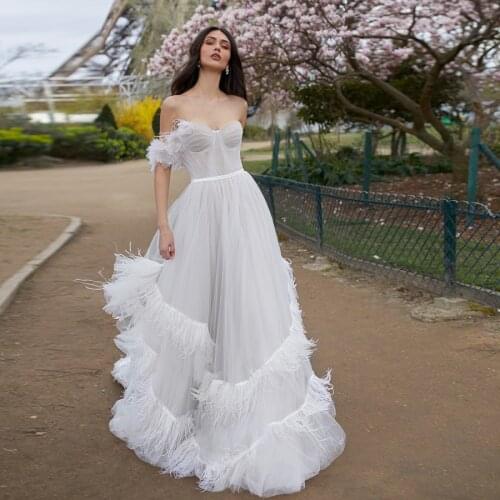 Off the Shoulder Elegant Nude/White Feather Wedding Dress Tulle Layer Skirt Bridal Gowns Vestido De Noiva Sereia