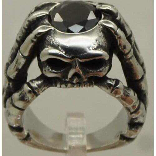 Skull hand hug black facet cz stone punk biker 316L stainless steel ring