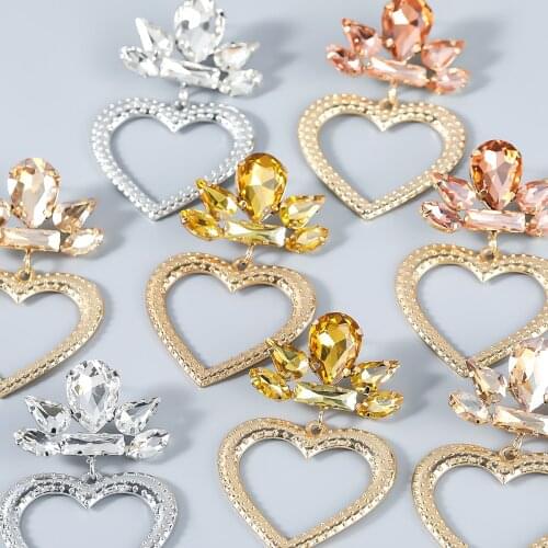 Fashion Metal Heart-shaped Rhinestone Flower Earrings Womens Popular Exaggerated Dangle Earrings Party Accessories
