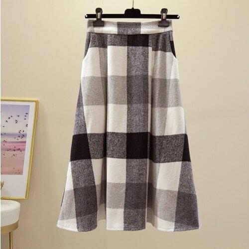 Korean Vintage Elegant Plaid Skirt Womens High Waist Maxi Skirt 2021 Autumn Winter Warm Office Lady A-line Long Skirts
