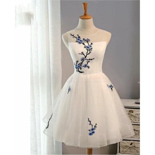 Vintage 2020 Ball Gown Homecoming Dress White Embroidery Graduation Dress Short Homecoming Graduation Dresses Cocktail Dresses
