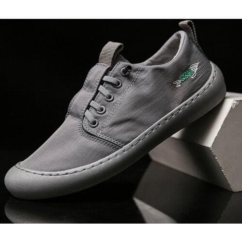 Summer Men Casual Shoes High Quality Anti-Slip Comfortable Lightweight Shoes Man Fashion Solid Color Lace-up Flats Shoes for Men