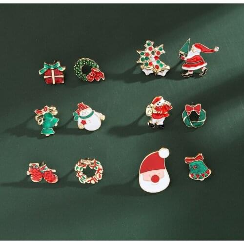 Christmas Enamel Pins Brooches with Chain Lapel Pin Santa Hat Sock Christmas tree, snowman Bells Jewelry Happy New Year Gifts
