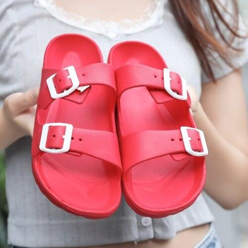 New Men Summer Shoes Slip-on Water Women Men Sandals Unisex Breathable Light Jogging Sneakers Couple Casual Beach Slippers 36-45