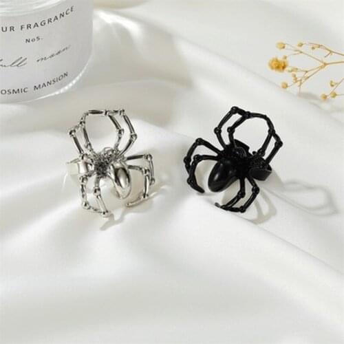 Gothic Simulation Animal Spider Ring for Women Men Finger Adjustable Ring Punk Style Halloween Spoof Toy Accessories