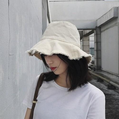 New Bucket Hats Women Tassel Harajuku Vintage Sun Shading Summer Beach Womens Hat Simple Trendy All-match Solid Travel Cap SA647