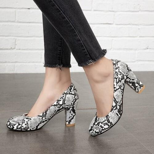 2020 Fashion Square High Heel Women Pumps Snakeskin PU Leather Round Toe Casual Women Single Shoes Big Size 34-43
