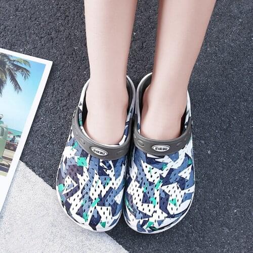 Women Slippers Summer Clogs Hollow Outdoor Pool Sandals Garden Beach Shoes Water Shower Flip Flops Lightweight Message Mules