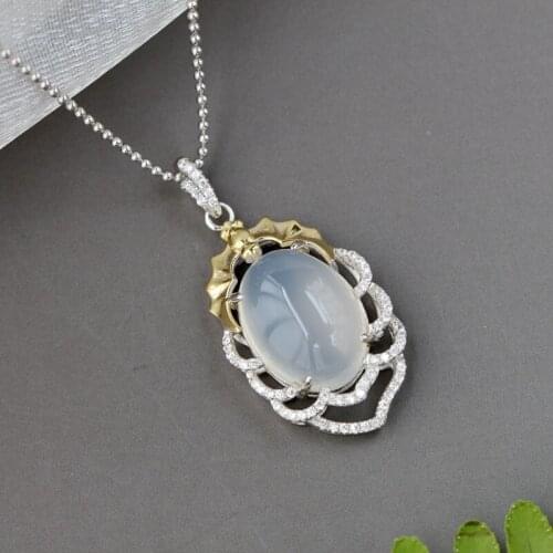 New fashion high quality Authentic Natural White Chalcedony Retro Tide Flow Bat 925 Sterling Silver Pendant Trendy Style Jewelry