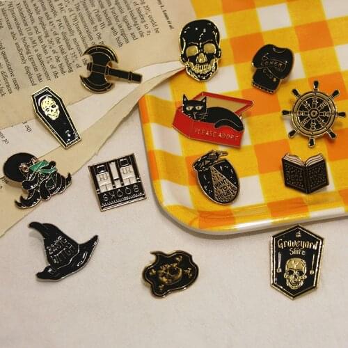 Black Books are Magic metal Badges Brooches Book series Denim Enamel lapel pins Learning Gifts for teacher student Jewelry NEW5