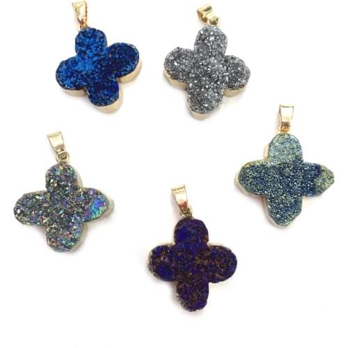 Natural Agates Pendants Clover Shape Colorful Crystal Agates Stone Charms for Jewelry Making Necklace Bracelet Earrings Gift