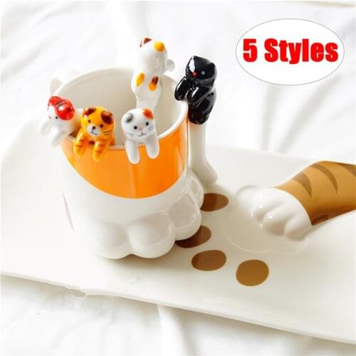 Hot Buy Kitchen Tool Novelty Gift Ceramic Cartoon Cute Cat Animal Spoon Hanging Coffee Dessert Spoon Unique Ice Cutlery